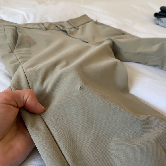 Lululemon – Commission Pant Classic – Waist 28" - Picture 7 of 9